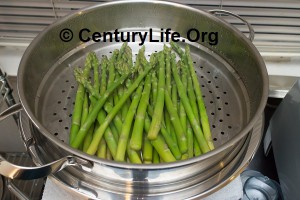 Steamed asparagus